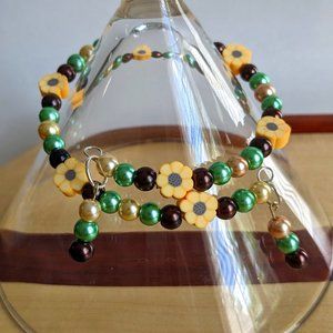 Sunflower beaded memory wire bracelet